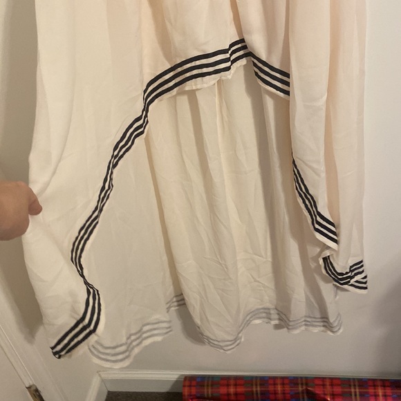 Boutique hi low skirt cream w black stripes small Nwot - Picture 4 of 16